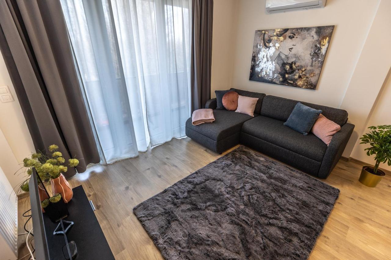 All You Need In Bp - Garage, Terraces, Aircon Budapest Ngoại thất bức ảnh
