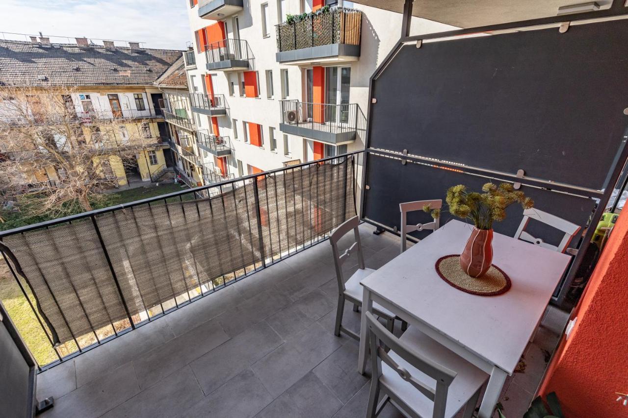 All You Need In Bp - Garage, Terraces, Aircon Budapest Ngoại thất bức ảnh