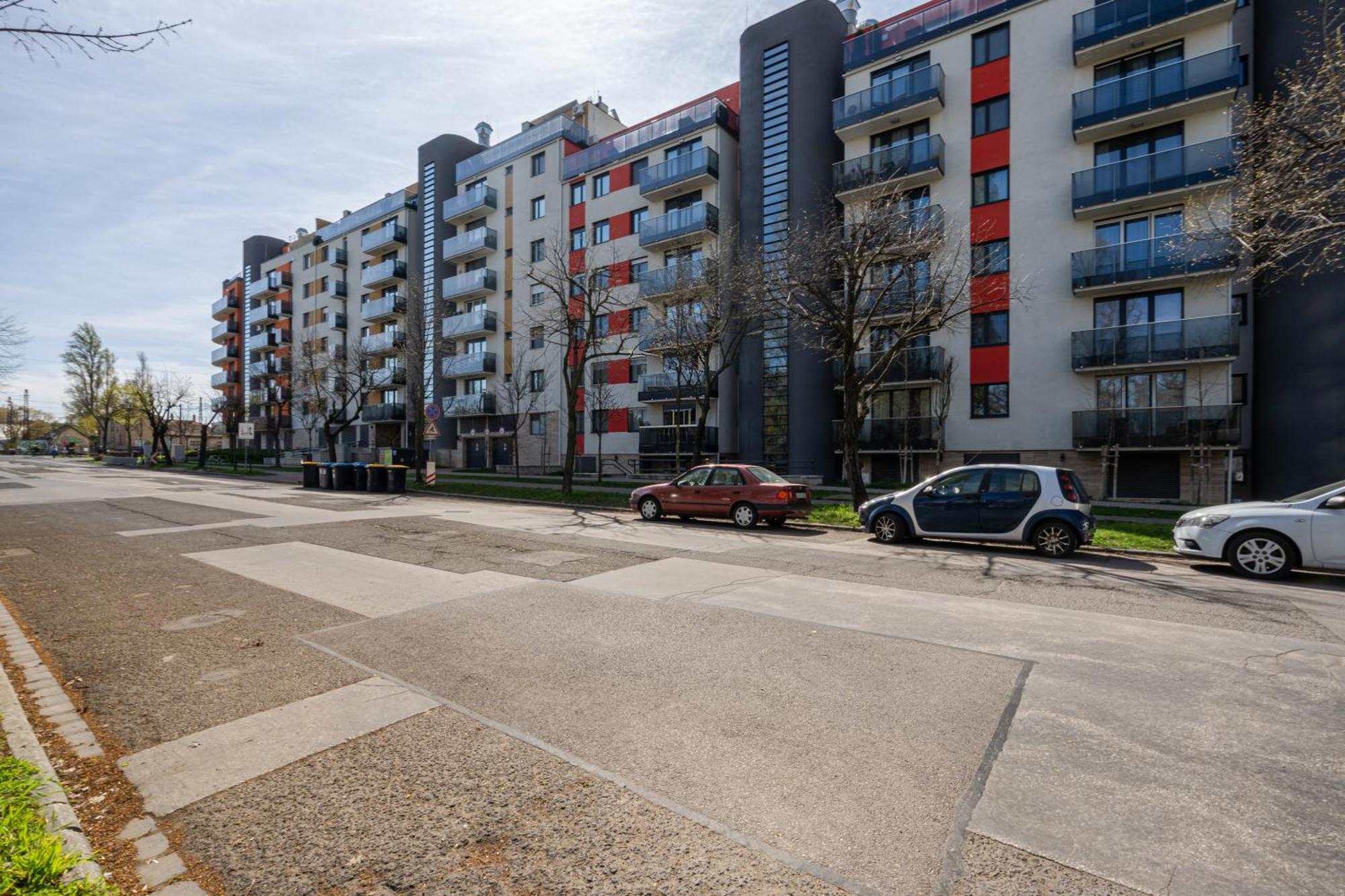 All You Need In Bp - Garage, Terraces, Aircon Budapest Ngoại thất bức ảnh